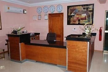 أكرا Le Baron Hotel المظهر الخارجي الصورة