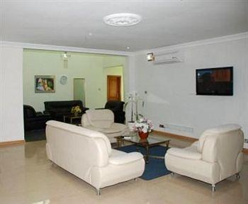 أكرا Le Baron Hotel المظهر الخارجي الصورة