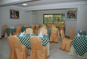 أكرا Le Baron Hotel المظهر الخارجي الصورة